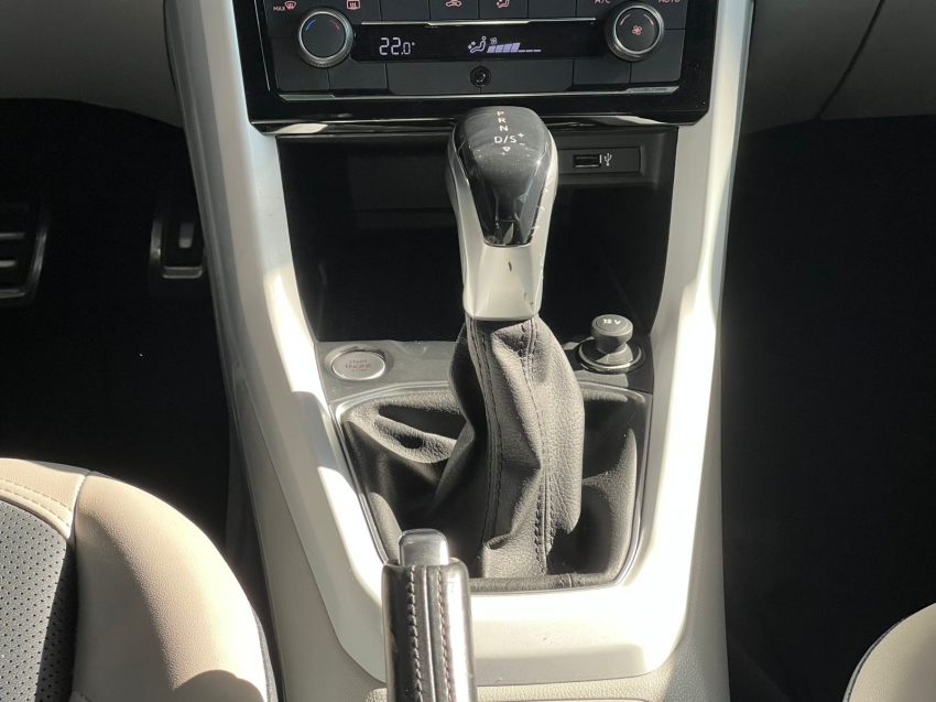 volkswagen t-cross 1.4 250 tsi total flex highline automatico gasolina 4p 2020