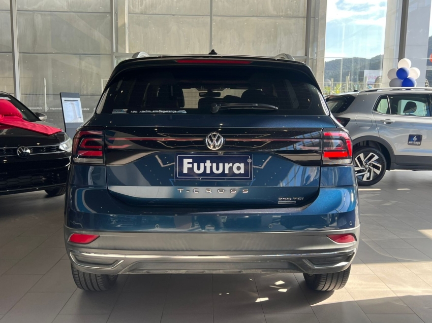 volkswagen t-cross 1.4 250 tsi total flex highline automatico gasolina 4p 2020