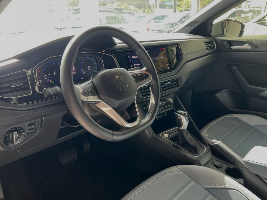 volkswagen nivus 1.0 200 tsi total flex highline automatico gasolina 4p 2024