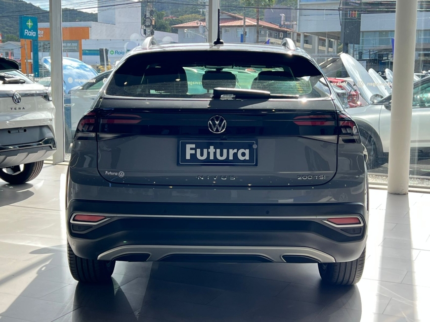 volkswagen nivus 1.0 200 tsi total flex highline automatico gasolina 4p 2024