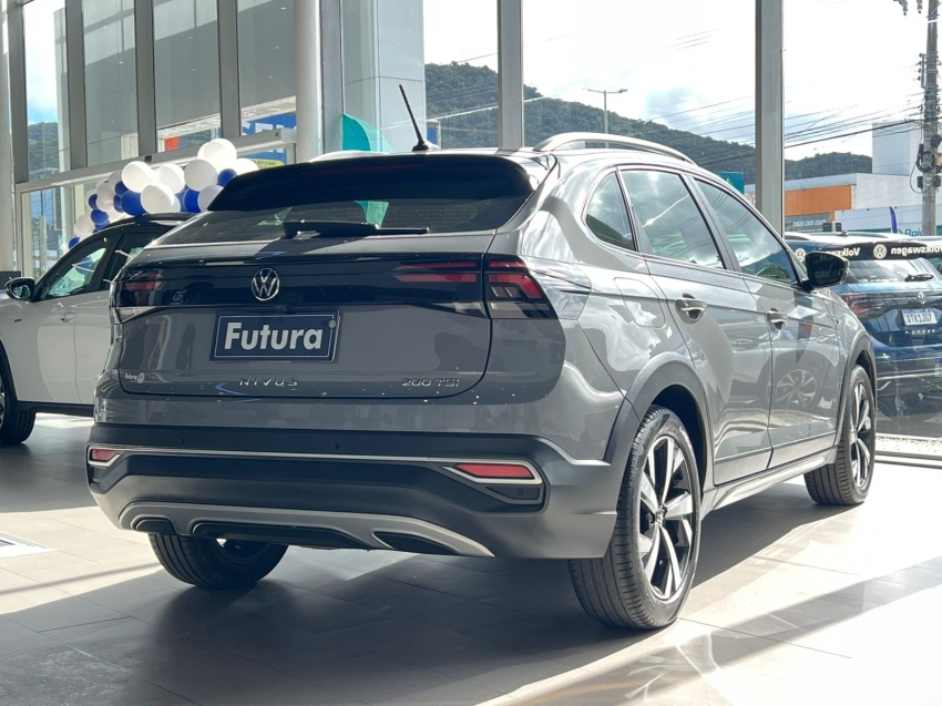 volkswagen nivus 1.0 200 tsi total flex highline automatico gasolina 4p 2024