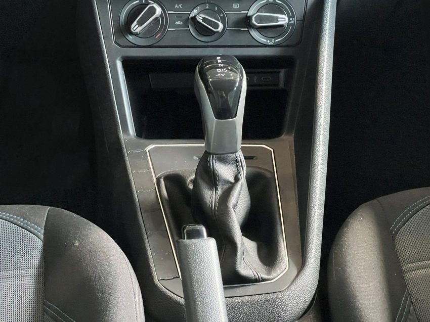 volkswagen nivus 1.0 200 tsi total flex comfortline automatico gasolina 4p 2024