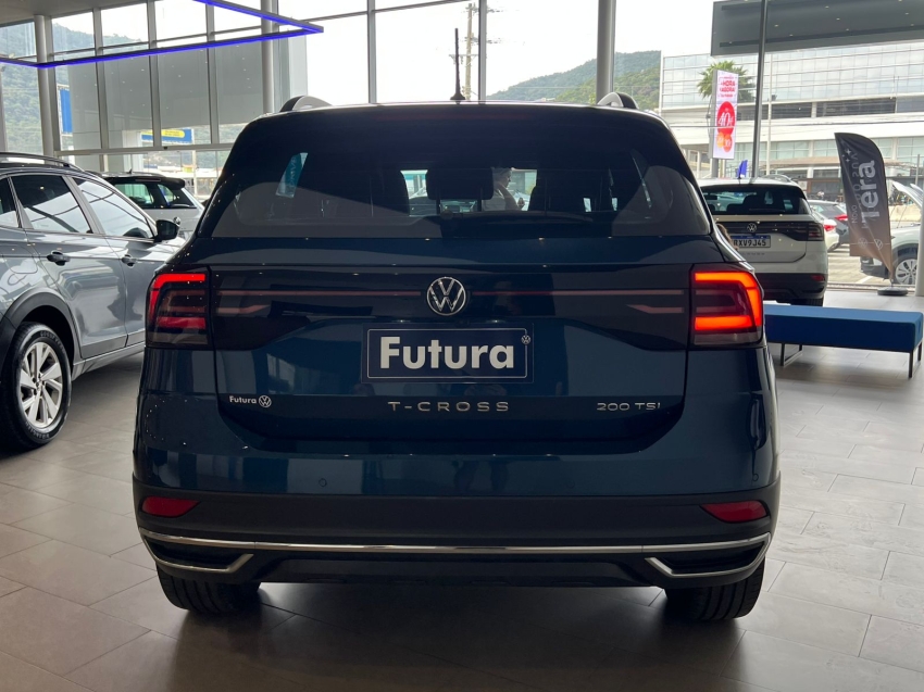 volkswagen t-cross 1.0 200 tsi total flex comfortline automatico gasolina 4p 2023