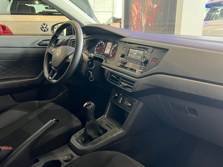 volkswagen polo 1.0 mpi track manual gasolina 4p 2025
