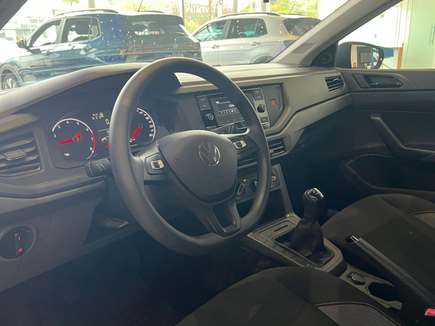 volkswagen polo 1.0 mpi track manual gasolina 4p 2025