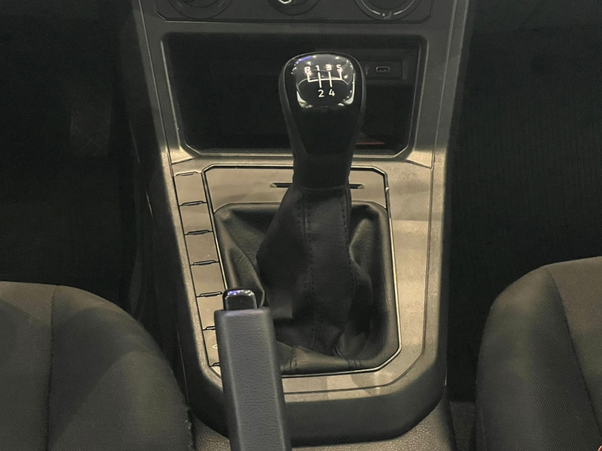 volkswagen polo 1.0 mpi track manual gasolina 4p 2025