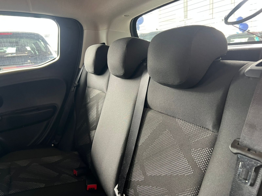 fiat mobi 1.0 evo flex like. manual gasolina 4p 2025