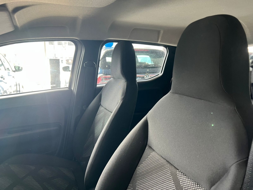 fiat mobi 1.0 evo flex like. manual gasolina 4p 2025