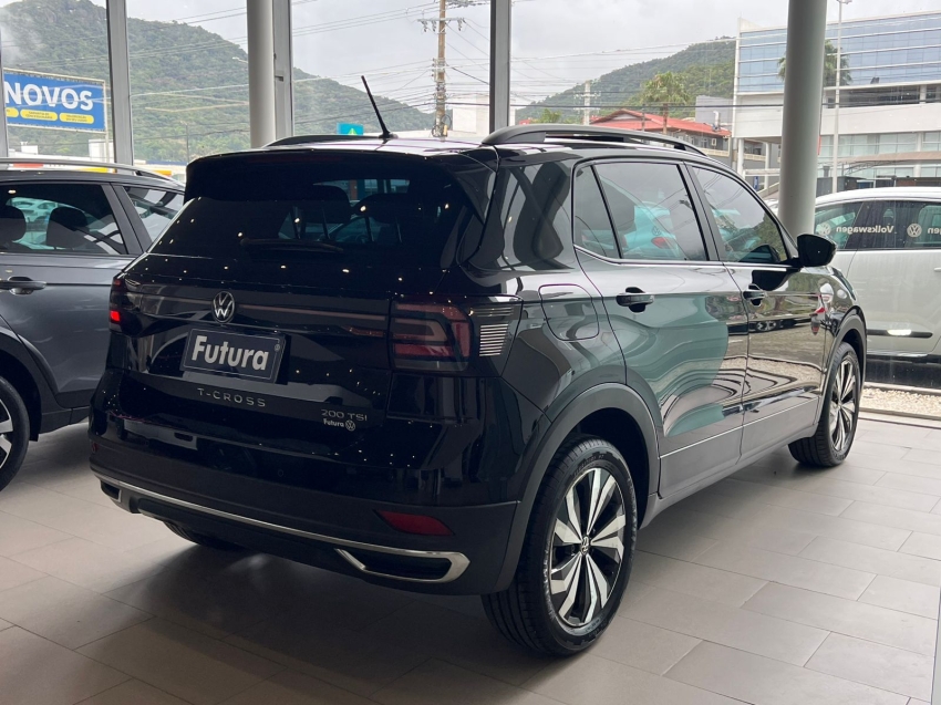 volkswagen t-cross 1.0 200 tsi total flex comfortline automatico gasolina 4p 2023