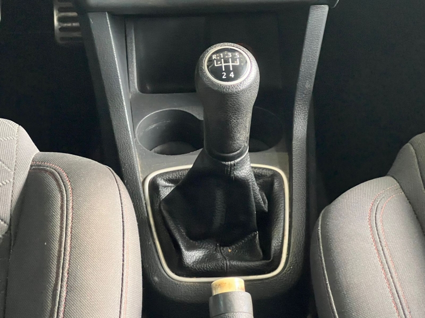 volkswagen fox 1.6 mi highline 8v flex 4p manual 1.0 gasolina 20148