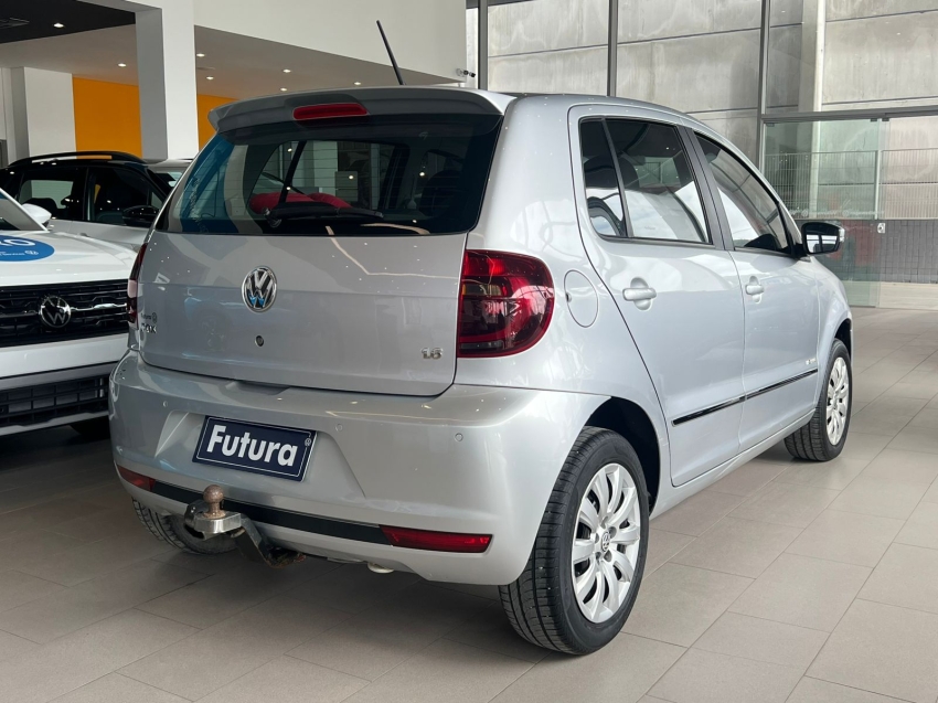 volkswagen fox 1.6 mi highline 8v flex 4p manual 1.0 gasolina 201411