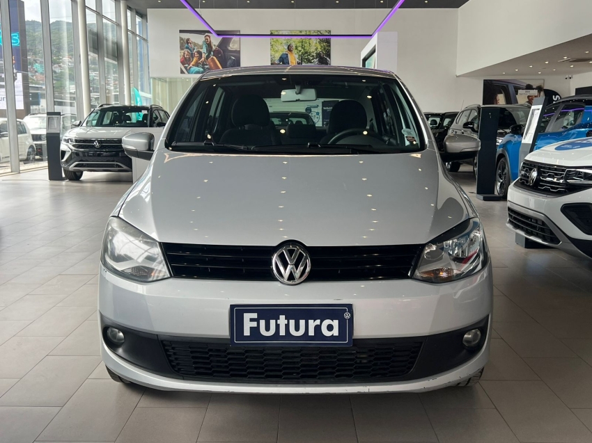 volkswagen fox 1.6 mi highline 8v flex 4p manual 1.0 gasolina 20141