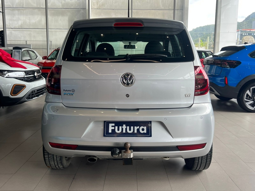 volkswagen fox 1.6 mi highline 8v flex 4p manual 1.0 gasolina 201412