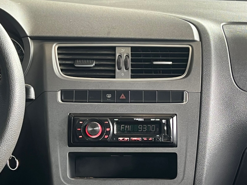 volkswagen fox 1.6 mi highline 8v flex 4p manual 1.0 gasolina 20147