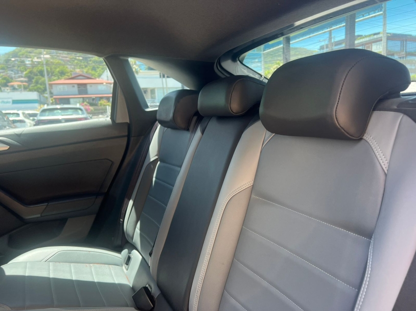 volkswagen nivus 1.0 200 tsi total flex highline automatico gasolina 4p 202310