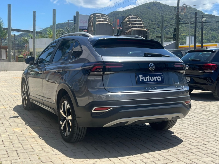 volkswagen nivus 1.0 200 tsi total flex highline automatico gasolina 4p 202311