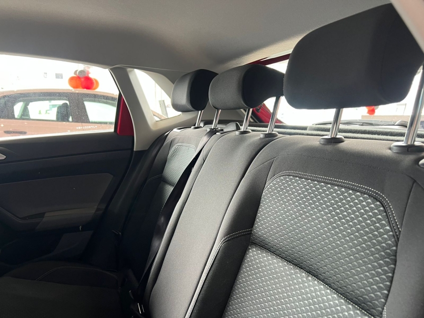 volkswagen polo 1.0 200 tsi highline automatico gasolina 4p 201810