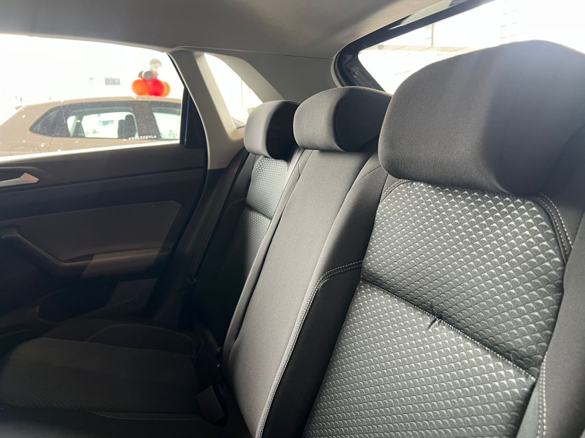 volkswagen polo 1.0 200 tsi highline automatico gasolina 4p 201810