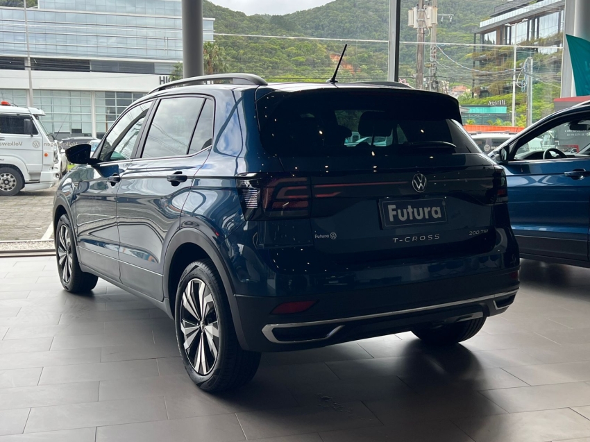 volkswagen t-cross 1.0 200 tsi total flex comfortline automatico gasolina 4p 202311