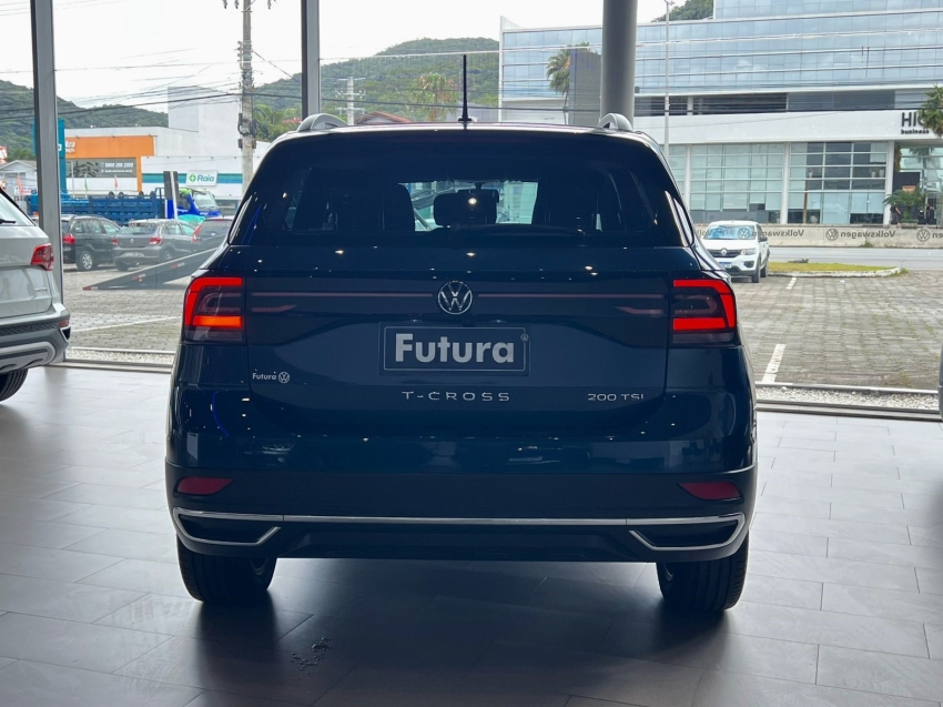volkswagen t-cross 1.0 200 tsi total flex comfortline automatico gasolina 4p 202312