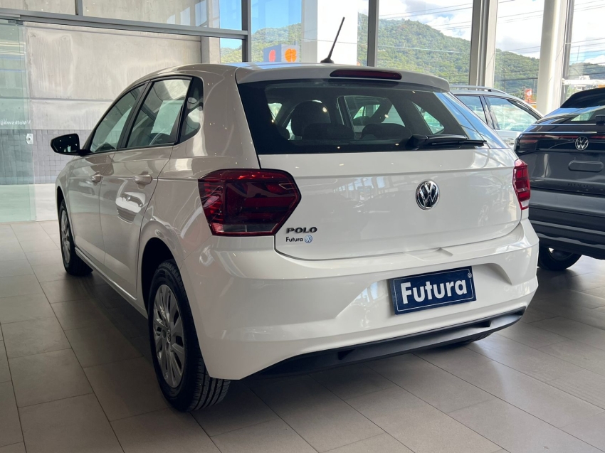 volkswagen polo 1.0 mpi total flex manual gasolina 4p 202013