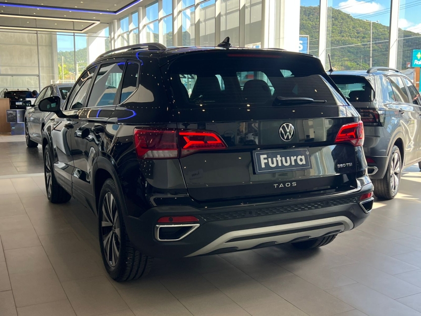 volkswagen taos 1.4 250 tsi total flex highline automatico gasolina 4p 202211