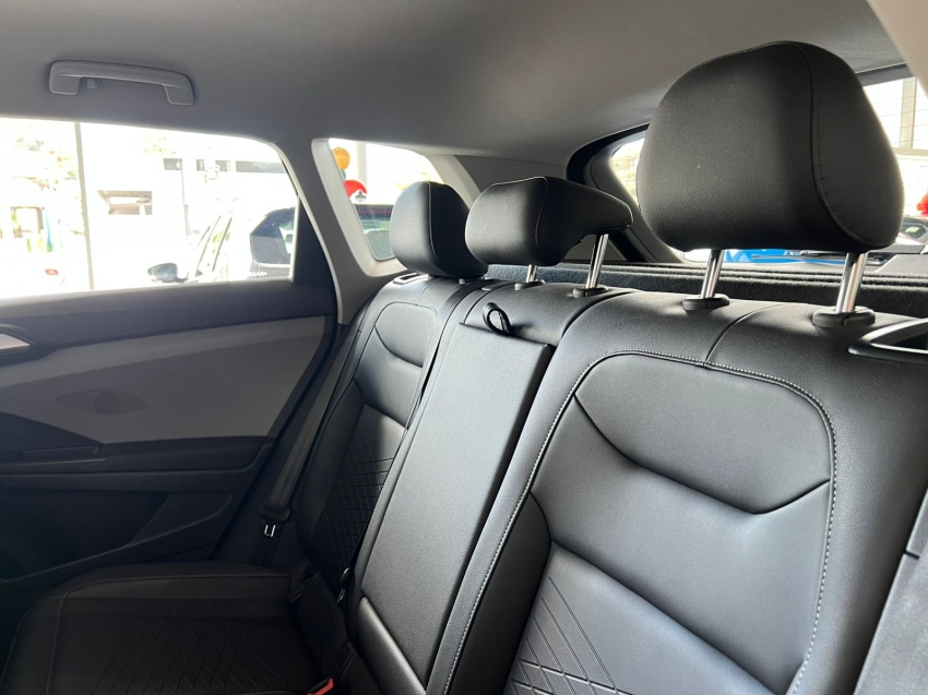 volkswagen taos 1.4 250 tsi total flex comfortline automatico gasolina 4p 202210