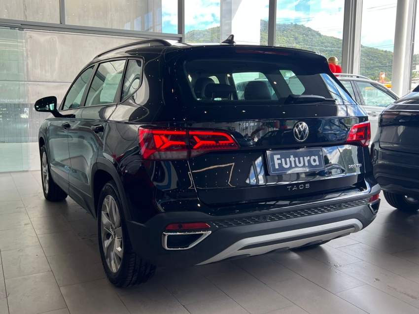volkswagen taos 1.4 250 tsi total flex comfortline automatico gasolina 4p 202213