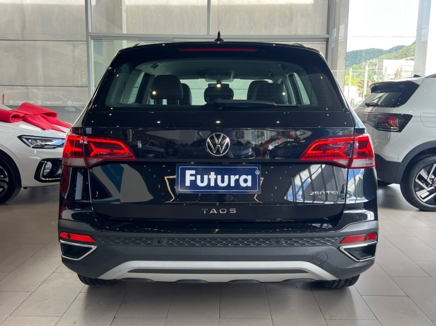 volkswagen taos 1.4 250 tsi total flex comfortline automatico gasolina 4p 202212
