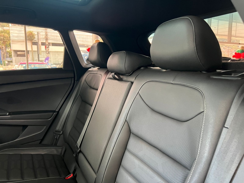 volkswagen taos 1.4 250 tsi total flex highline automatico gasolina 4p 202310