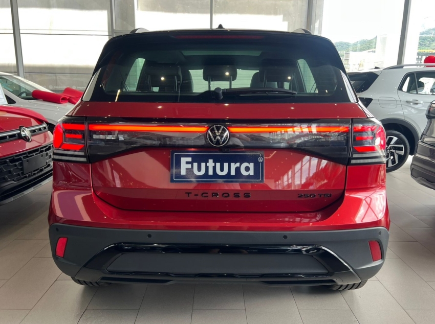 volkswagen t-cross 1.4 250 tsi total flex highline automatico gasolina 4p 202512