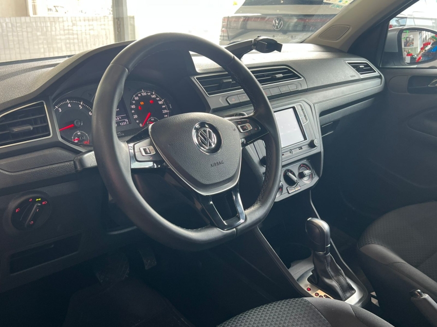 volkswagen voyage 1.6 16v msi totalflex 4p automatico gasolina 20223