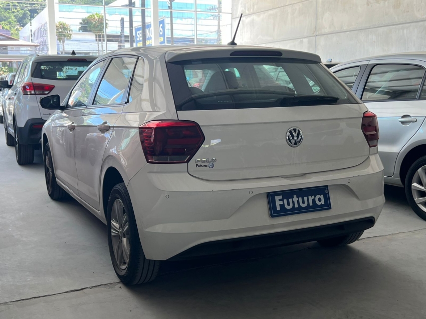 volkswagen polo 1.0 mpi total flex manual gasolina 4p 202011