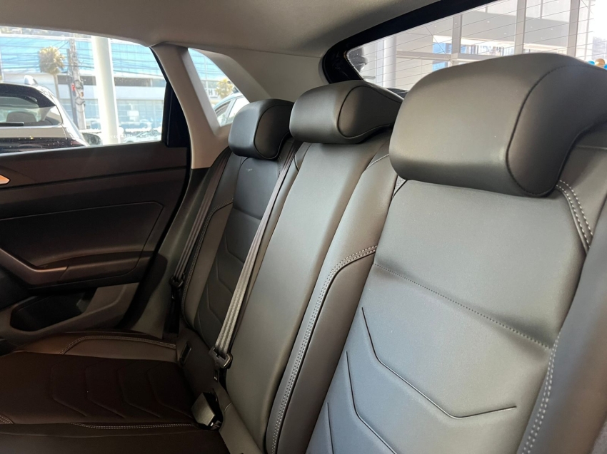 volkswagen polo 1.0 170 tsi highline automatico gasolina 4p 202410