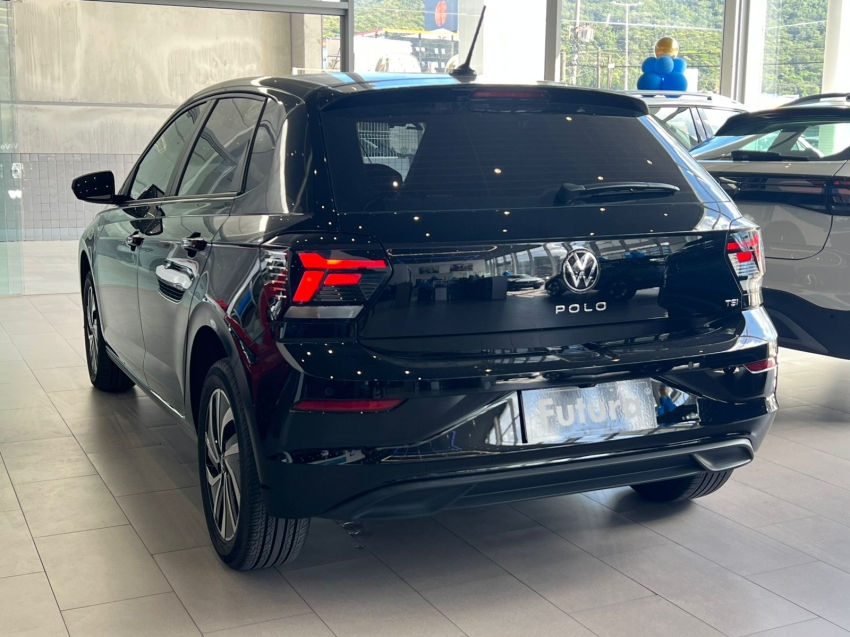 volkswagen polo 1.0 170 tsi highline automatico gasolina 4p 202411