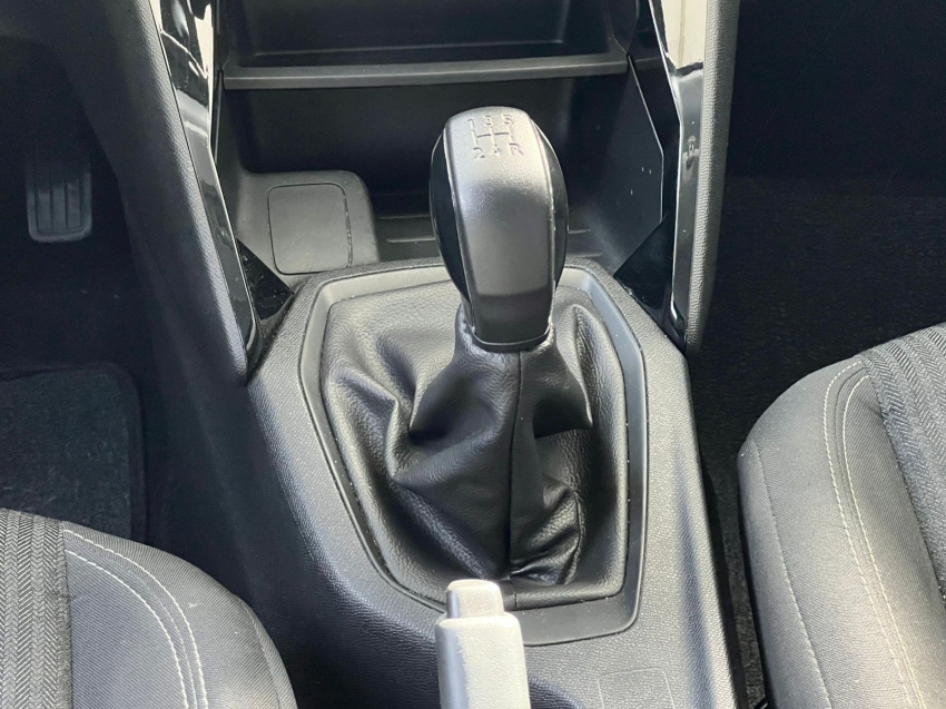 peugeot 208 1.6 16v flex like manual gasolina 4p 20228