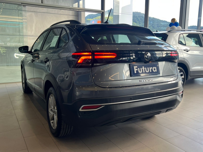 volkswagen nivus 1.0 200 tsi total flex comfortline automatico gasolina 4p 202413