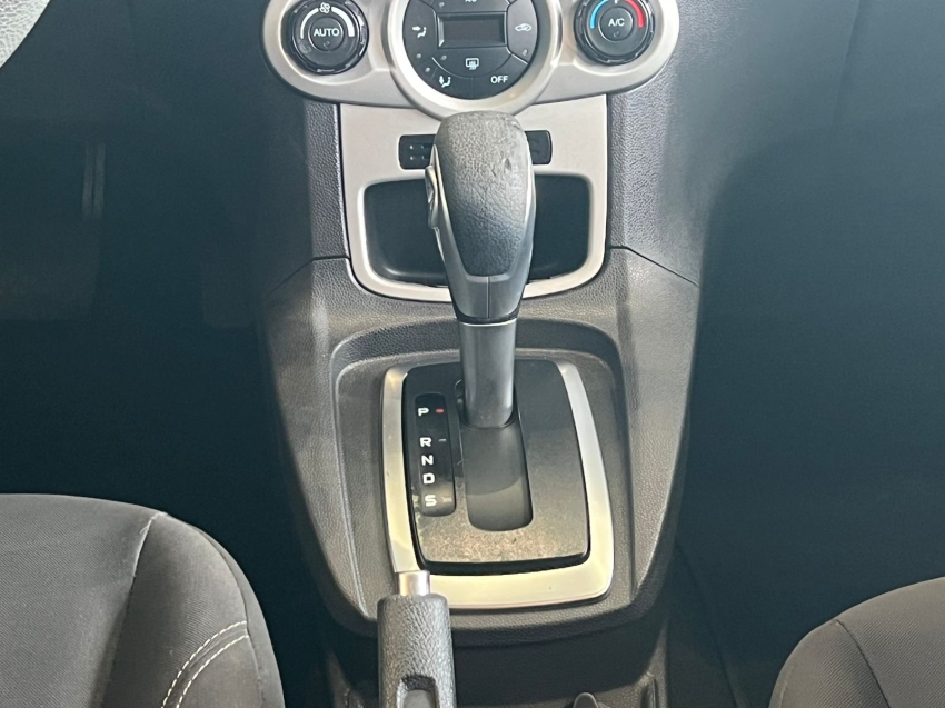 ford fiesta 1.6 sel hatch 16v flex 4p powershift gasolina automatico 20168
