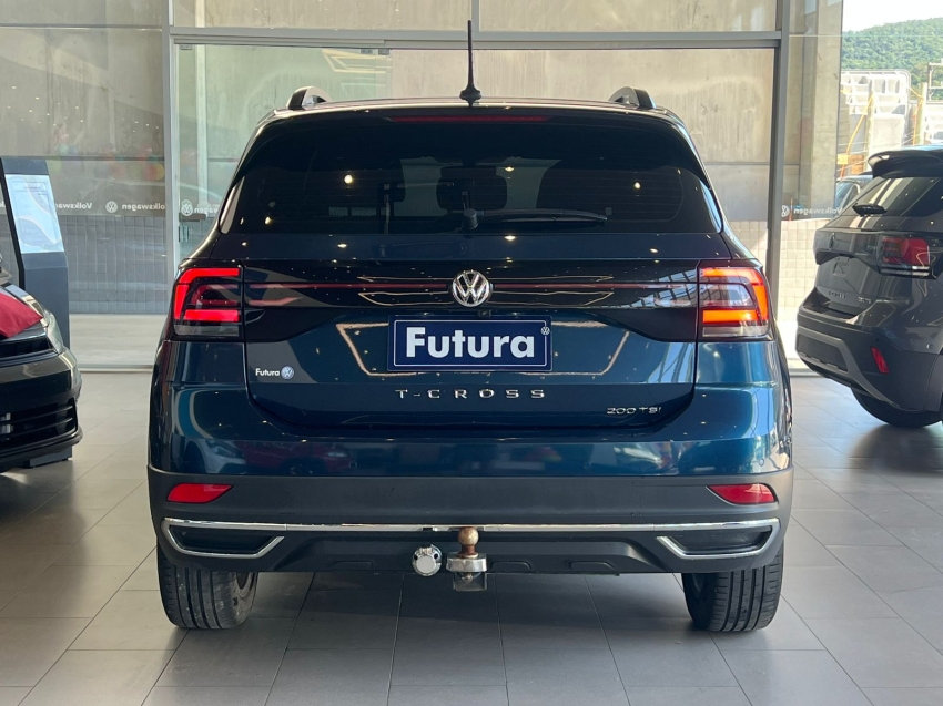 volkswagen t-cross 1.0 200 tsi total flex comfortline automatico gasolina 4p 202112