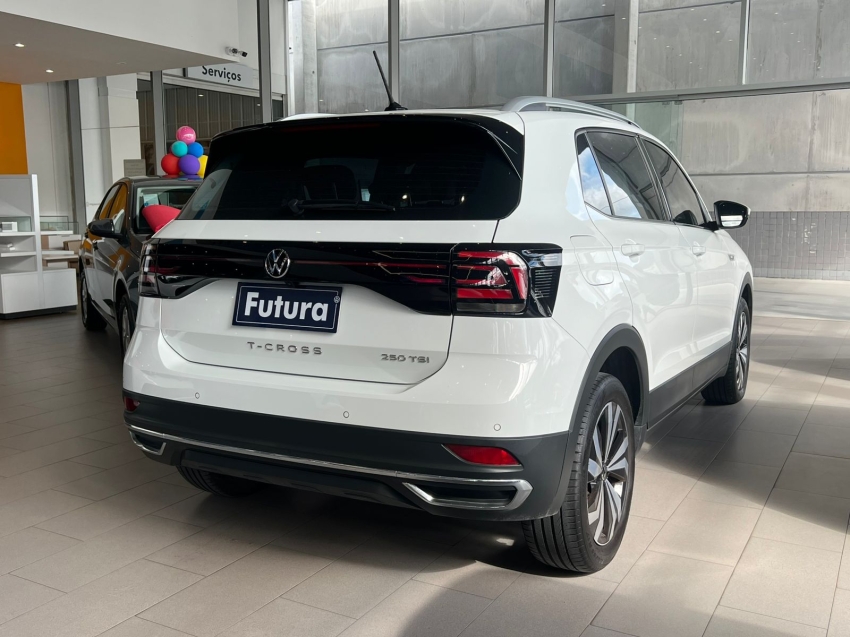 volkswagen t-cross 1.4 250 tsi total flex highline automatico gasolina 4p 202412