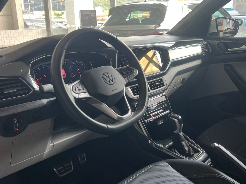 volkswagen t-cross 1.4 250 tsi total flex highline automatico gasolina 4p 20243