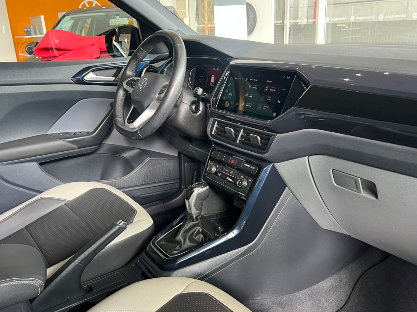 volkswagen t-cross 1.0 200 tsi total flex comfortline automatico gasolina 4p 20229