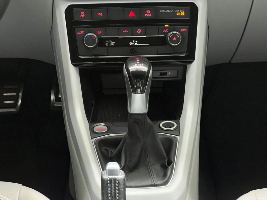 volkswagen t-cross 1.4 250 tsi total flex highline automatico gasolina 4p 20208