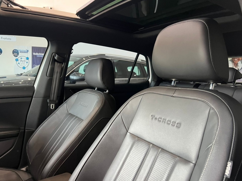 volkswagen t-cross 1.4 250 tsi total flex highline automatico gasolina 4p 20254