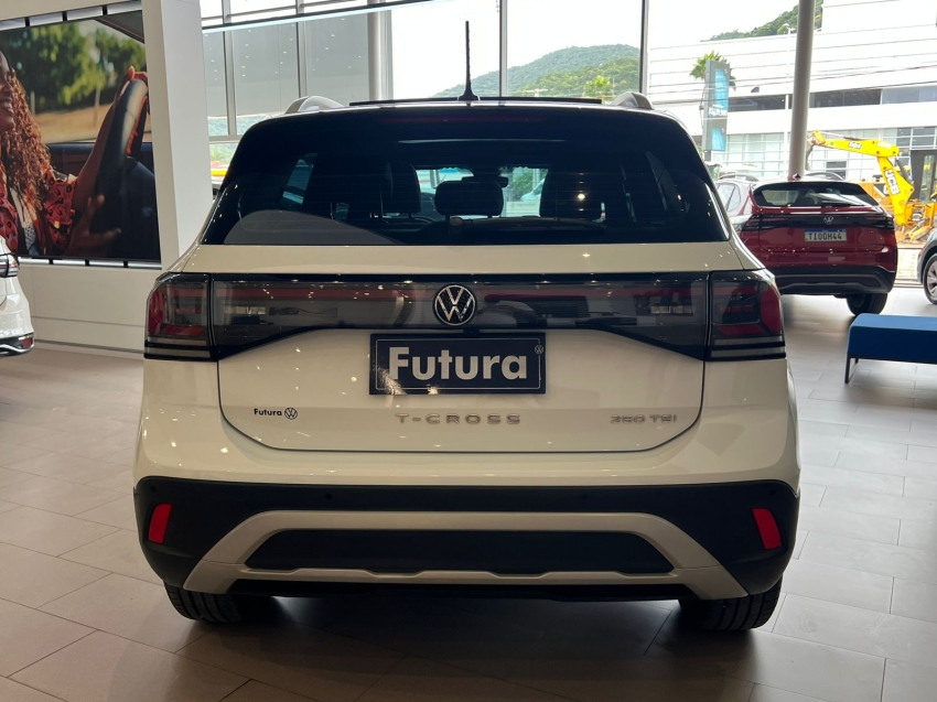 volkswagen t-cross 1.4 250 tsi total flex highline automatico gasolina 4p 202512