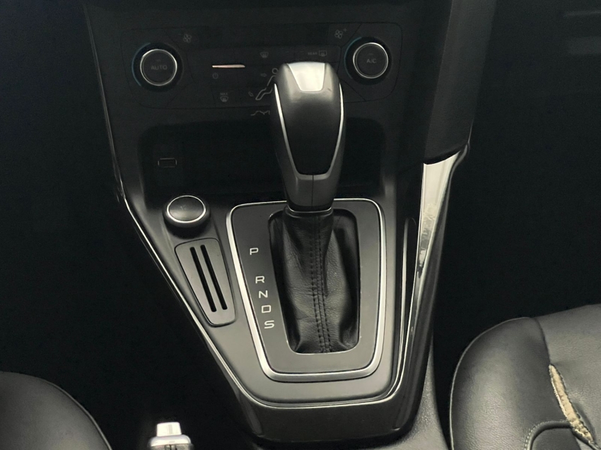 ford focus 2.0 titanium 16v flex 4p powershift gasolina automatico 20168
