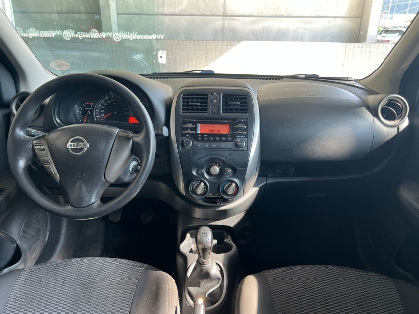 nissan march 1.0 sv 16v flex 4p manual gasolina 20155
