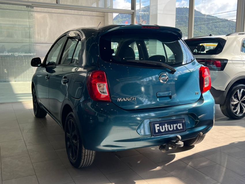 nissan march 1.0 sv 16v flex 4p manual gasolina 201513