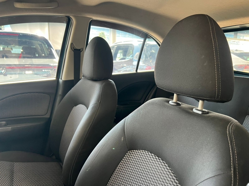 nissan march 1.0 sv 16v flex 4p manual gasolina 20154