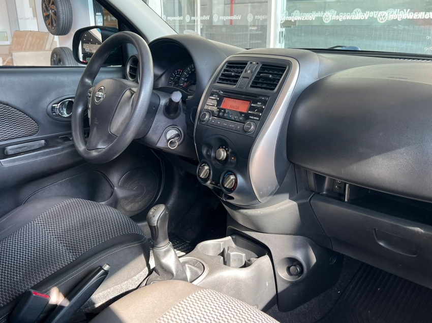 nissan march 1.0 sv 16v flex 4p manual gasolina 20159